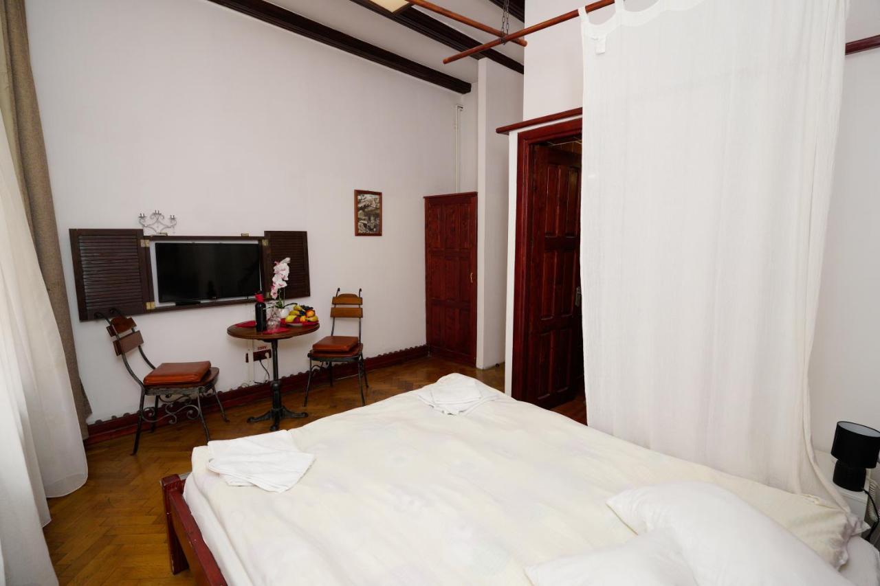 Pensiunea Noemi Brasov Luaran gambar