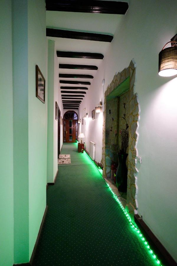 Pensiunea Noemi Brasov Luaran gambar