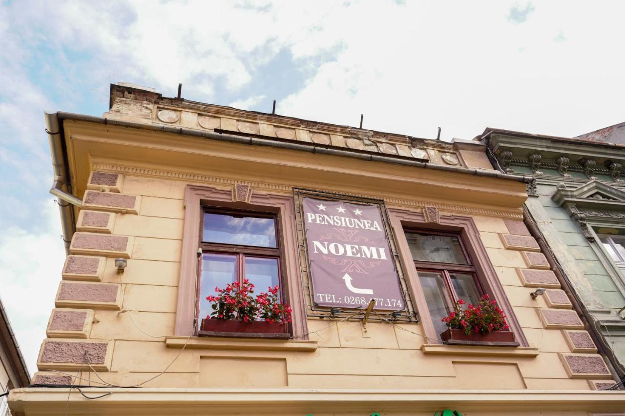 Pensiunea Noemi Brasov Luaran gambar