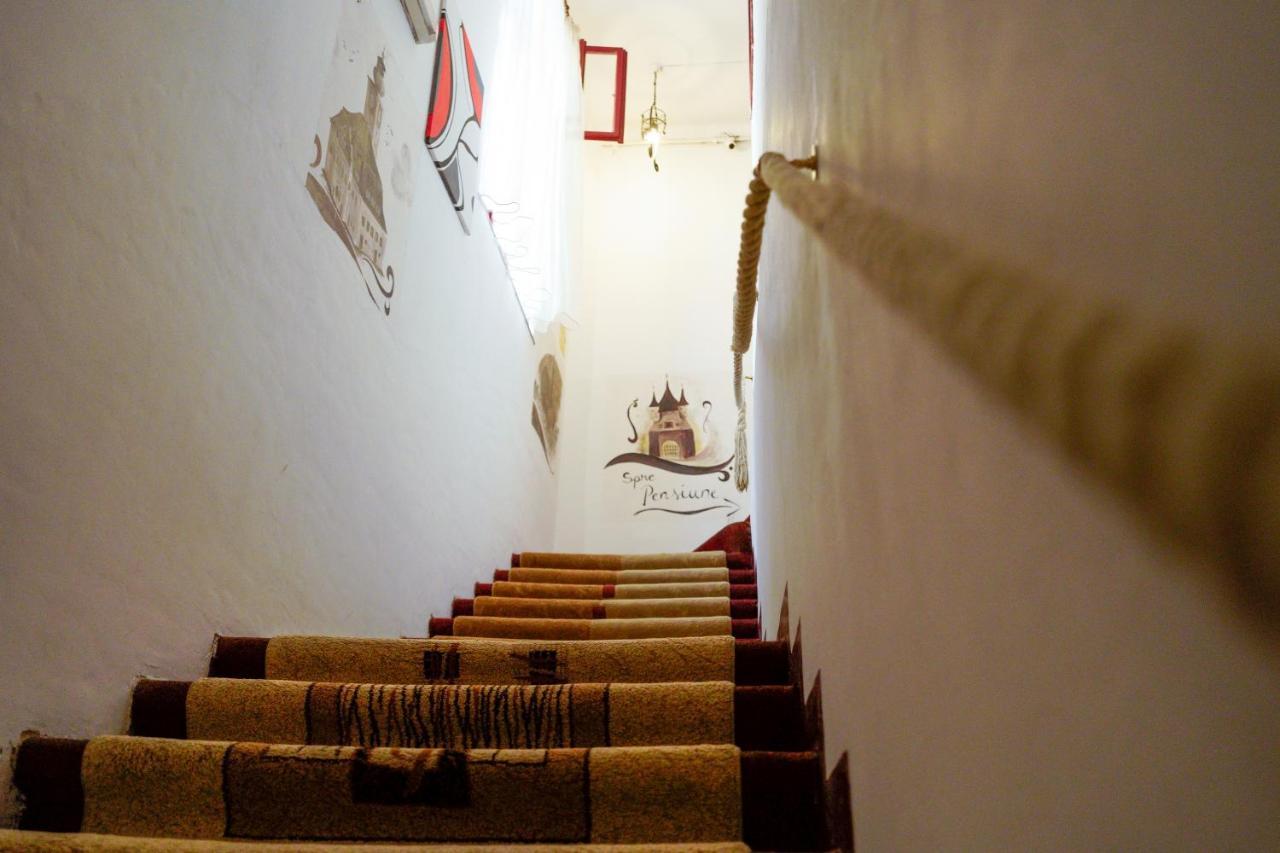 Pensiunea Noemi Brasov Luaran gambar